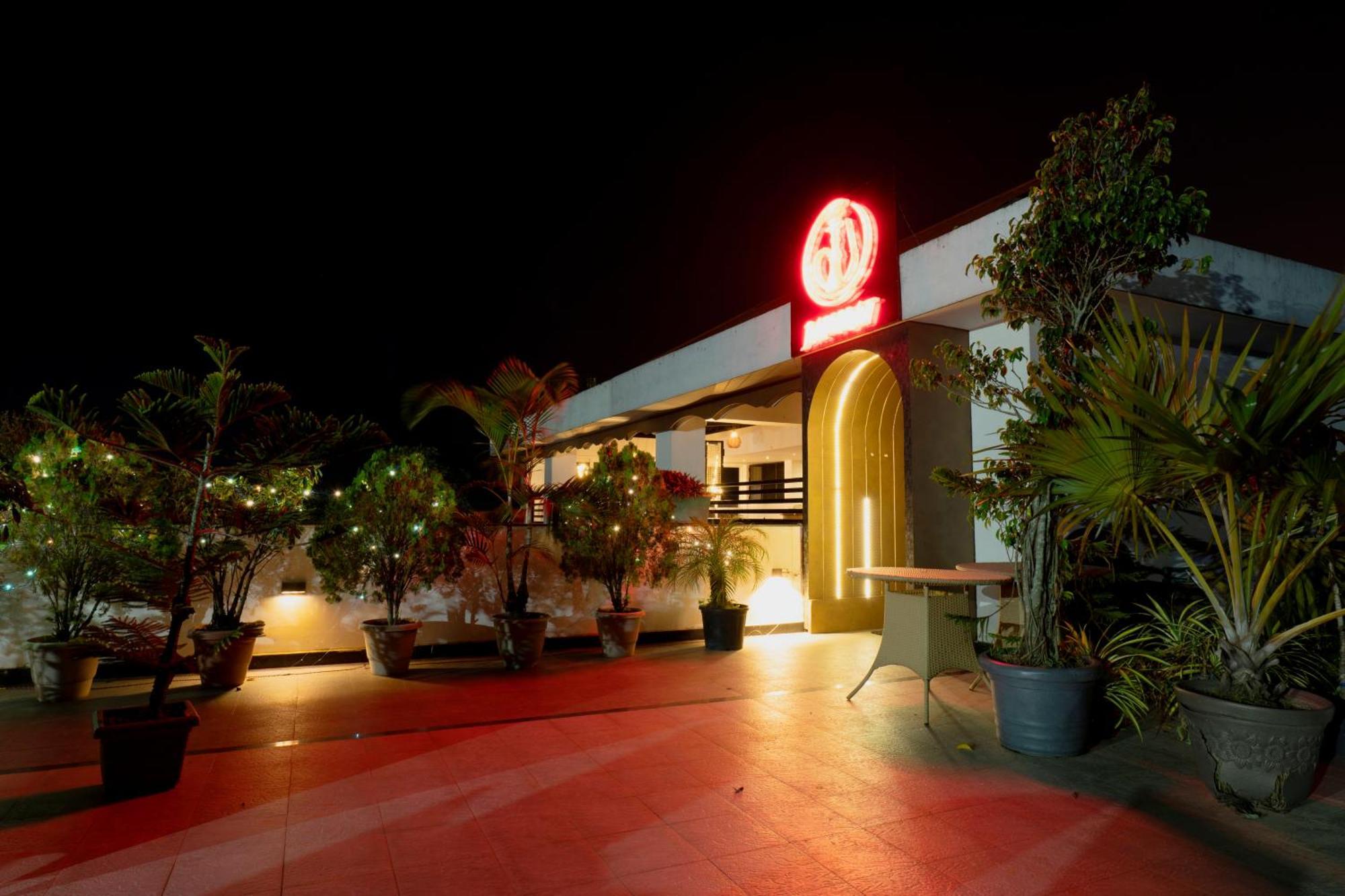 Hotel Prism - A Boutique Hotel Jorhāt Exteriér fotografie